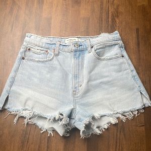 Light wash Jean shorts Abercrombie & Fitch